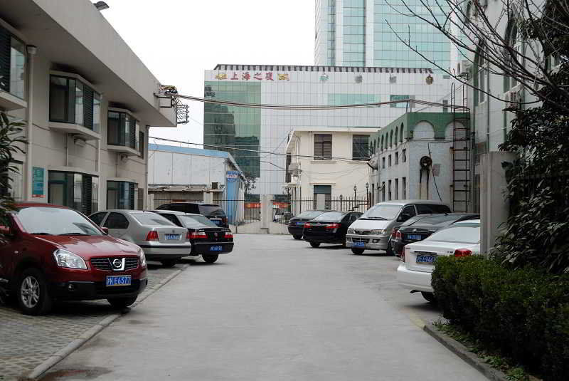 Jinjiang Inn - Shanghai Everbright Convention & Exhibition Center Екстер'єр фото